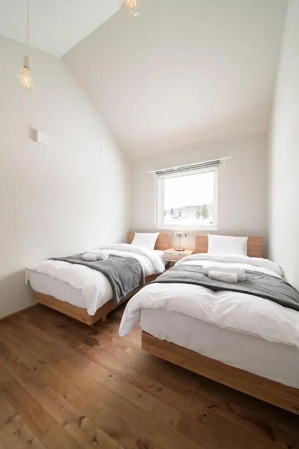 Niseko Annupuri Cottage Momo 0*,